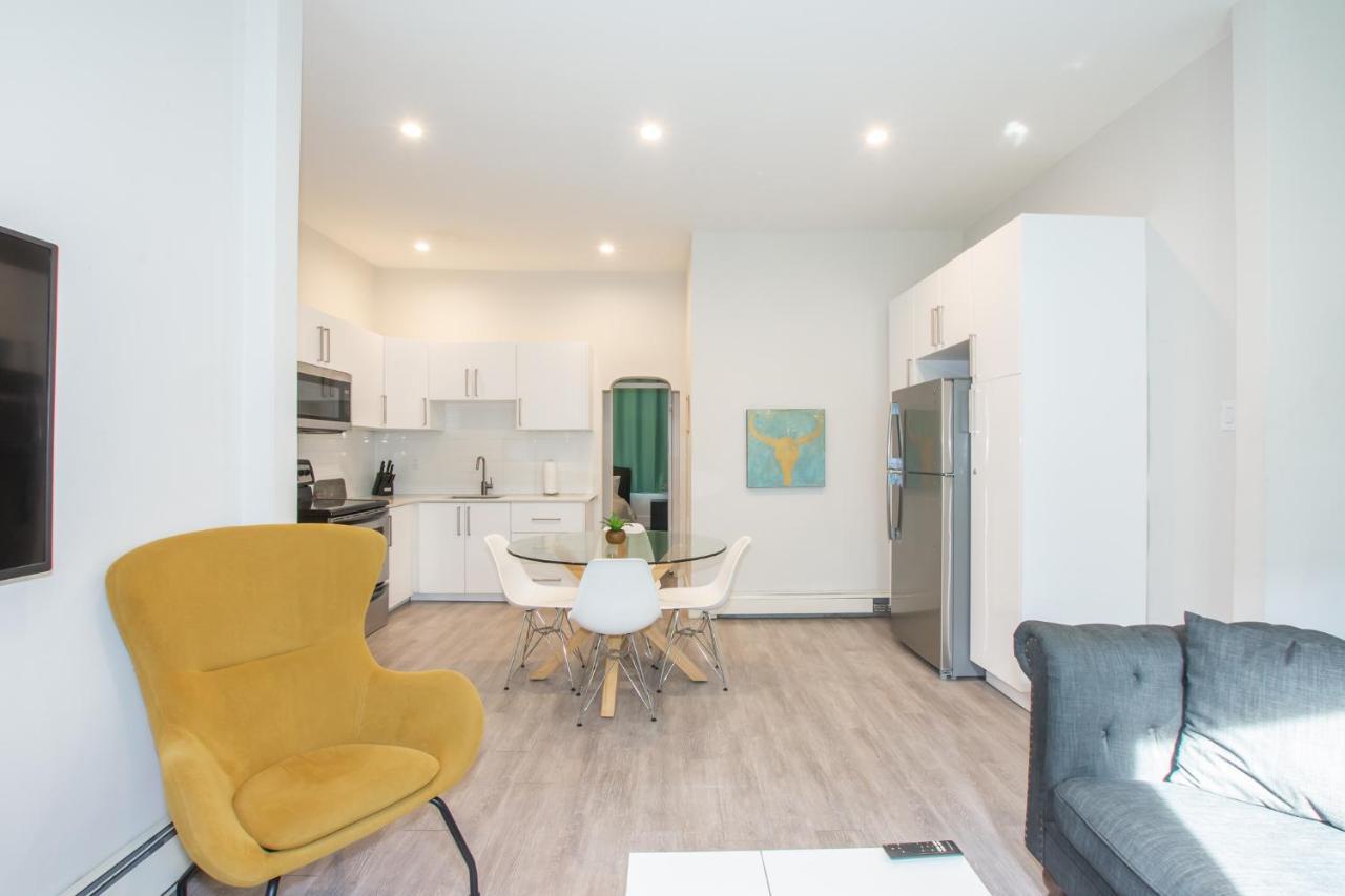 Charming Niagara Region Apt. Newly Renovated! Appartement Sainte-Catherine Buitenkant foto