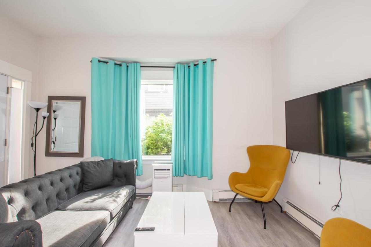 Charming Niagara Region Apt. Newly Renovated! Appartement Sainte-Catherine Buitenkant foto